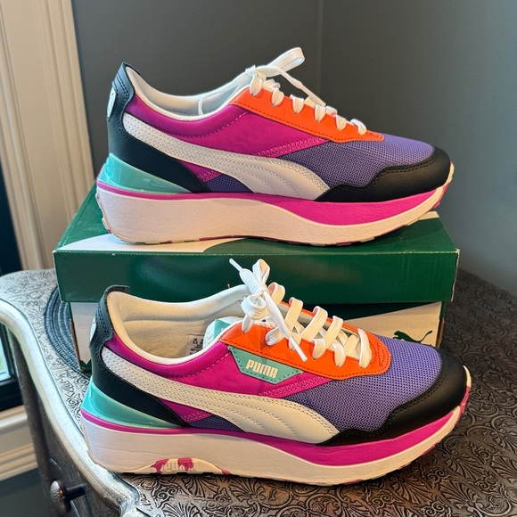 LIKE NEW Puma Women’s Colorblock Platform Sneakers - Purple/Pink/Teal/Coral - Picture 3 of 12